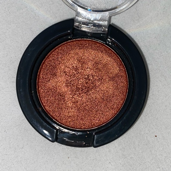 Ulta beauty chrome eyeshadow - Picture 3 of 4